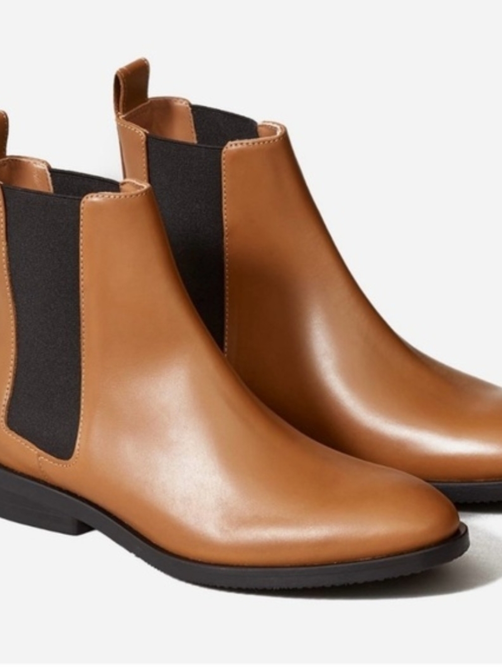Everlane Modern Chelsea Boots - Size 9